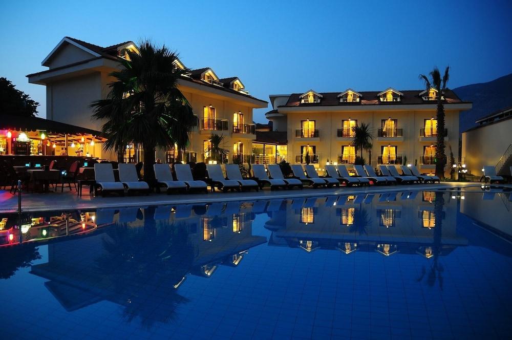 Han Deluxe Hotel Oludeniz Ngoại thất bức ảnh